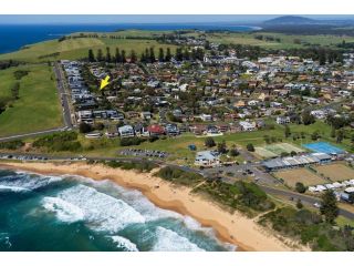 OSBORNE BEACH HOUSE Gerringong 4pm Check Out Sundays except Peak season Guest house, Gerringong - 4