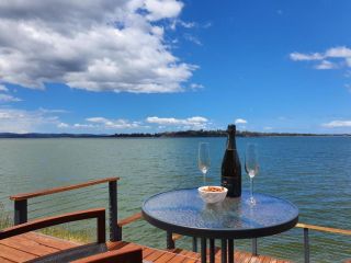 Oysterhouse - A Premium Luxury Experience Right by the Water Guest house, Tasmania - 2
