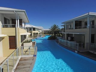 Pacific Blue Apartment 139, 265 Sandy Point Road Apartment, Salamander Bay - 2