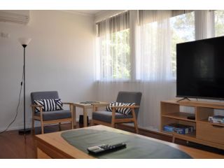 Page 3BR House, Free WiFi, Netflix, Parking Guest house, New South Wales - 5