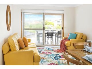 PANORAMIC OCEAN VIEWS // MALUA BAY Guest house, Malua Bay - 1