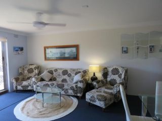 Parkview, Unit 16, 11 Catalina Close Apartment, Nelson Bay - 3