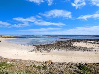 Pea Soup Beach Apartment, Port Fairy - 5