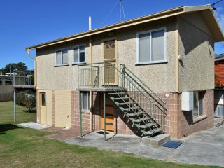 Pebble Shack Guest house, Coles Bay - 1