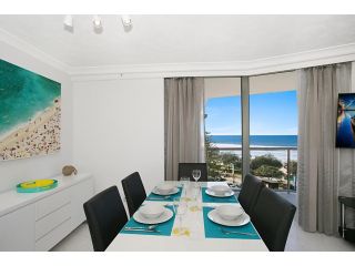 Peninsula Apartments managed by GCHS Apartment, Gold Coast - 3