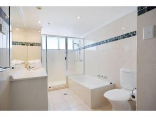 Peninsula Surfers Paradise - Private Apartments Apartment, Gold Coast - 3