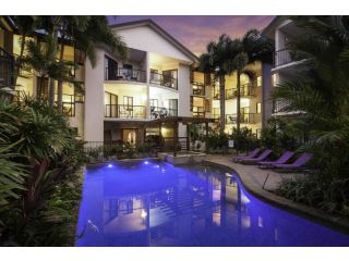 BAY VILLAS No 15 Apartment, Port Douglas - 2