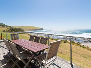 PENZANCE Gerroa Beachfront to Shelley Beach and 4pm check out Sundays Guest house, Gerroa - 5