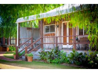 Peppercorn Cabin Guest house, Broke - 1