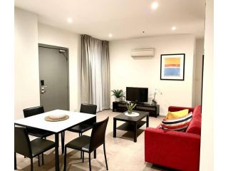 Astral Apartments - Perfectly located 2 bedroom apartment in St Kilda Apartment, Melbourne - 1