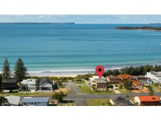 Pet Friendly Two Bedroom Apartment by the Beach Apartment, Vincentia - 2