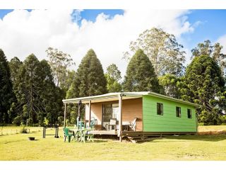 Pinbarren Green Lodges Noosa Guest house, Queensland - 1