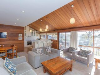 Platypus 19 McLure Circuit Guest house, Jindabyne - 3