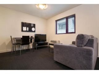 Plum Serviced Apartments Carlton Aparthotel, Melbourne - 2