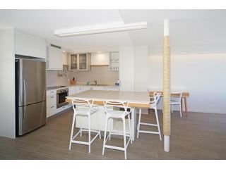 Portsea Apartment, Mooloolaba - 3