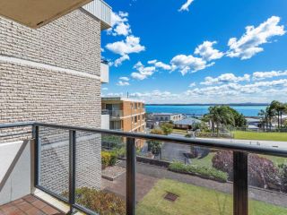 Portside 10 1 Donald Street Apartment, Nelson Bay - 3