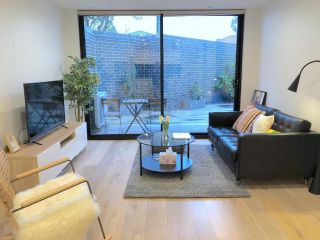 Pride Bentleigh Apartment with Private Garden Apartment, Melbourne - 2