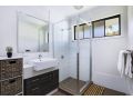 Private Room in Pleasant Ashmore Guest house, Gold Coast - thumb 11