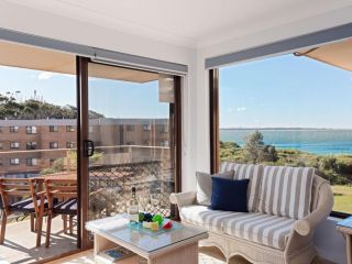 Promenade, 12/8 Intrepid Cl - fantastic waterfront unit Apartment, Nelson Bay - 3