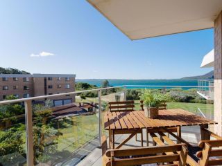 Promenade, 12/8 Intrepid Cl - fantastic waterfront unit Apartment, Nelson Bay - 4