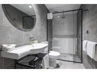 Q Squared Serviced Apartments Aparthotel, Melbourne - 3