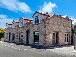 Queen 5 1A Grant Apartment, Port Fairy - 4