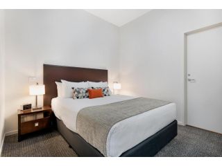 Melbourne CBD Central Apartment Hotel Aparthotel, Melbourne - 1