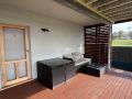 Modern & Light CBD unit, walk to beaches & cafes Apartment, Newcastle - thumb 3