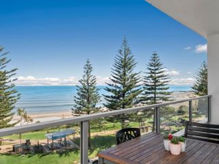 Rainbow Pacific Unit 14 - Great value unit in Rainbow Bay Coolangatta, Gold Coast Apartment, Gold Coast - 2