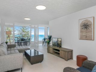 Rainbow Pacific Unit 14 - Great value unit in Rainbow Bay Coolangatta, Gold Coast Apartment, Gold Coast - 4