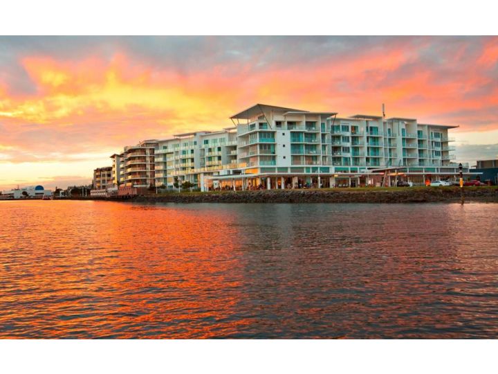 Ramada Hotel & Suites by Wyndham Ballina Byron Hotel, Ballina - imaginea 2