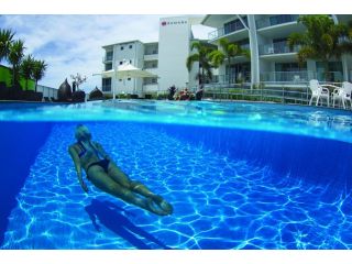 Ramada Hotel & Suites by Wyndham Ballina Byron Hotel, Ballina - 1