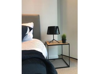 ReadySet Apartments at Lighthouse Apartment, Melbourne - 3