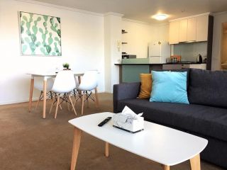 ReadySet Apartments at Sentinel Apartment, Melbourne - 4