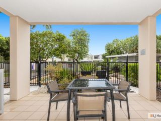 RESORT AND SPA WITH PRIVATE PLUNGE POOL 7017 and 18 Apartment, Kingscliff - 1