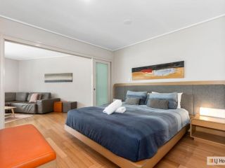 RESORT AND SPA WITH PRIVATE PLUNGE POOL 7017 and 18 Apartment, Kingscliff - 4