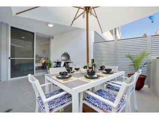 Riptide on Surf Beach - sun, surf and style Apartment, Kiama - 2