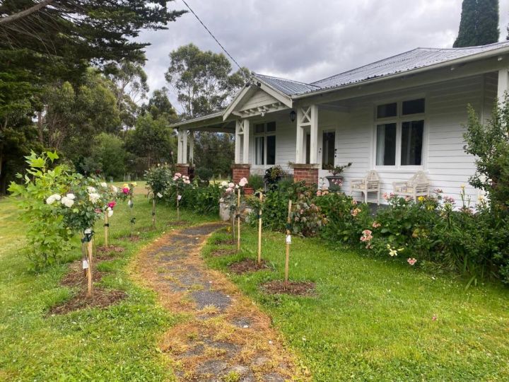 River Front Estate Guest house, Huonville - imaginea 2