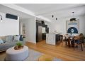 Saddlers House - Vintage Suite - Cafe Lifestyle Apartment, Hobart - thumb 3