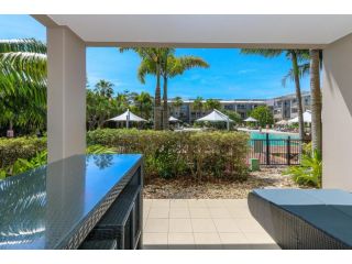 Lagoon Pool Access - Peppers Salt Resort Kingscliff Hotel, Kingscliff - 3