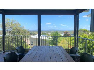 Saltys Place, Pet Friendly and Close To Beach Guest house, Caloundra - 3