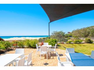 Sandcastles On Currumbin Beach Aparthotel, Gold Coast - 1