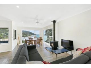 Sands End Guest house, Wye River - 3