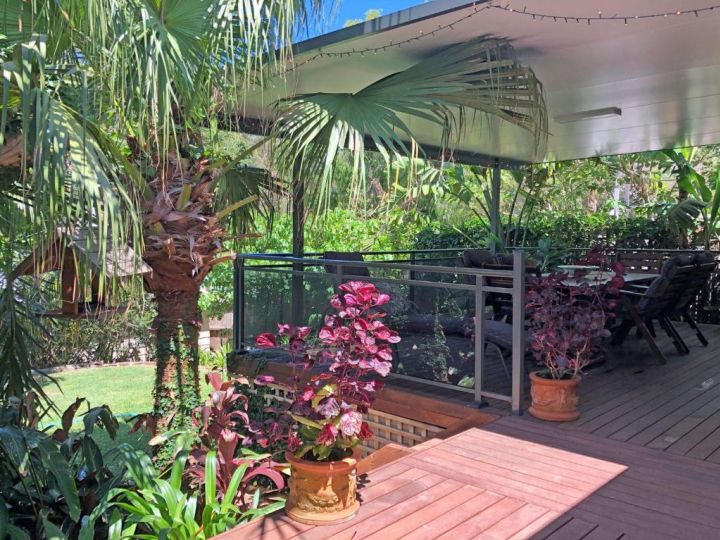 &#x27;Sandy Palms&#x27; 28 Moorooba Cr - Beautiful Home with Wifi, Air-con and Boat Parking Guest house, Nelson Bay - imaginea 2