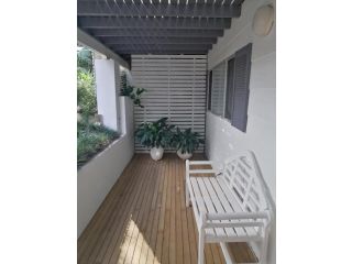 Sapphire Beach Pet Friendly Beach 5 minute walk Apartment, Sapphire Beach - 5