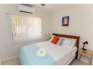 Sapphire Blue - Airlie Beach Apartment, Airlie Beach - 3