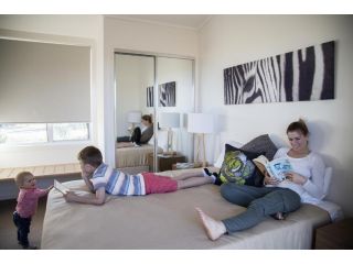 Savannah Cabins, Taronga Western Plains Zoo Apartment, Dubbo - 3