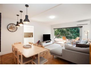 Scandi Bondi Apartment, Sydney - 3